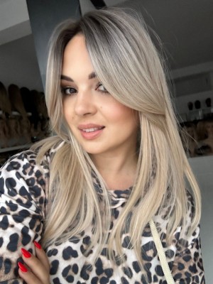 Kelly Mono topper syntetyczny 45cm  17x 16 cm beżowo popielaty blond HairLux