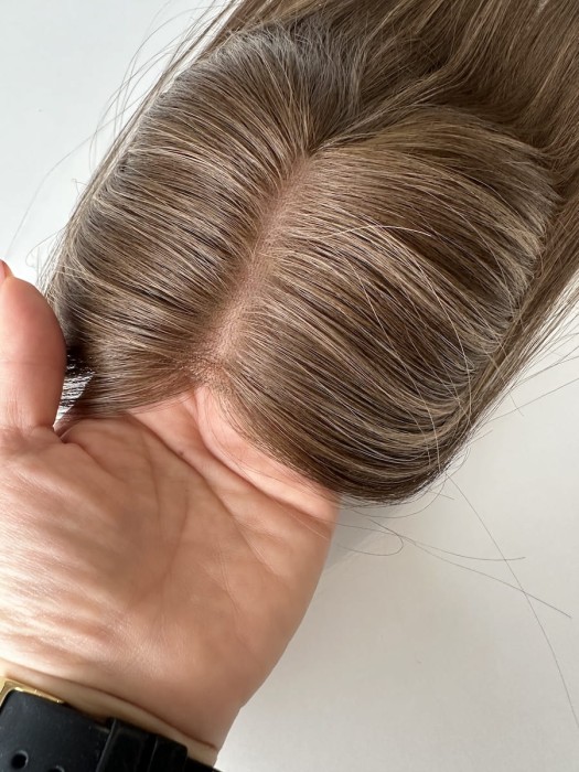 topper-nita-40cm-naturalny-przedzialek-chlodny-braz-refleksy-widok-z-gory-hairlux