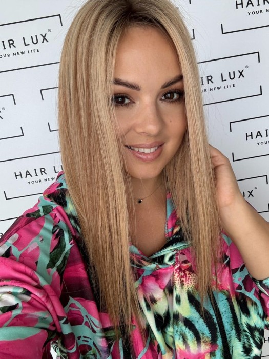 topper 45 cm blond balayage naturalny efekt włosy przy twarzy.jpg
