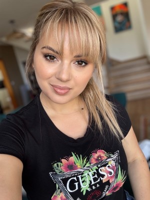 Rita Mini topper do zagęszczenia przedziałka 45 cm z grzywką blond balayage 