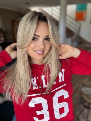 Peruka naturalna Eliza 45 M silk z grzywką w stylu Hollywood 