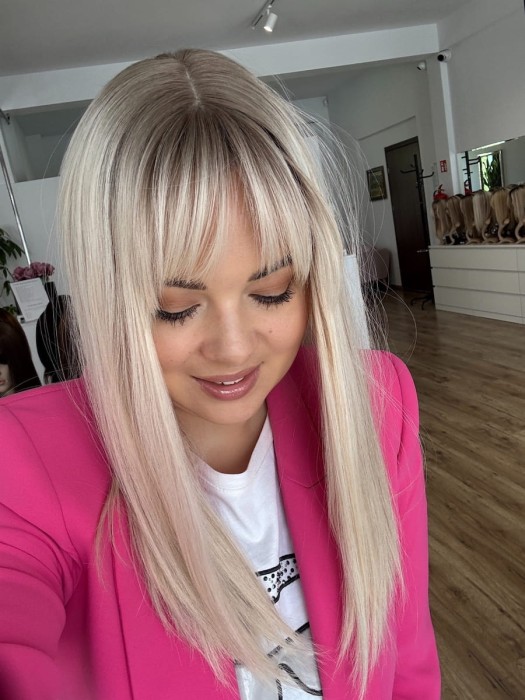 Prezentacja Toppera Angela – koronka 20x20 cm, długość 45cm, gęstość 130%.