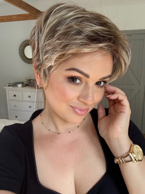 Cosmo Lizzy lace 12/14/23+12 krótka peruka syntetyczna Gisela Mayer 