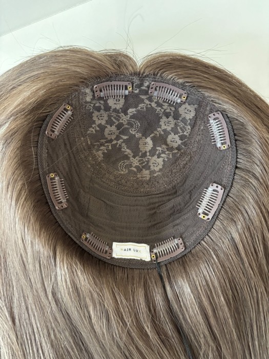 Topper Tina 45-50cm z grzywką na boki - zbliżenie bazy, brąz #4