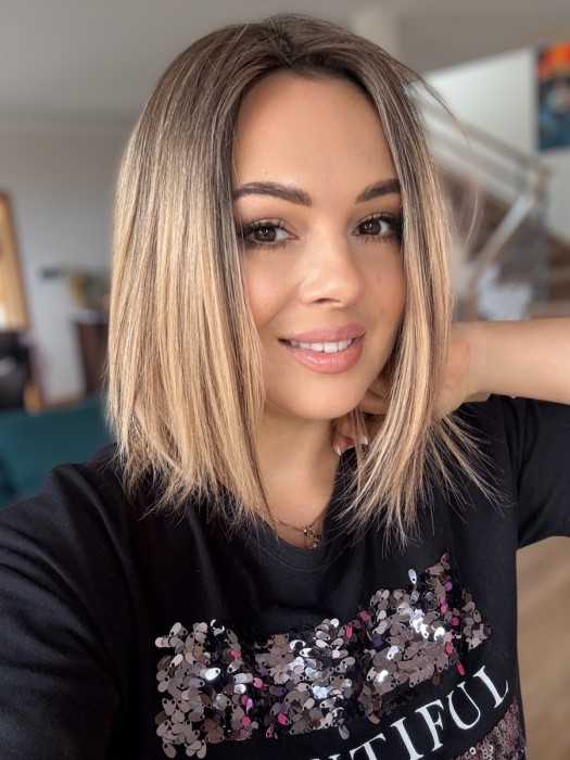 Topper Dominika 30cm z włosów naturalnych – widok z przodu, pełne i gęste włosy - ombre blond z przedłużonym odrostem, odcień blondu ciepły.