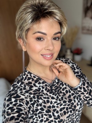 New Anna   LR14/88H+8 Krótka blond peruka syntetyczna Gisela Mayer 