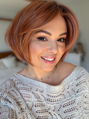 Peruka syntetyczna Manchester Sienna Spice z grzywką 25cm