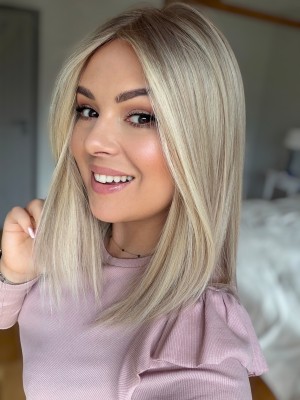 Topper naturalny MALVI 35 cm – beżowy blond z delikatnym cieniem u nasady | baza 20x20 cm