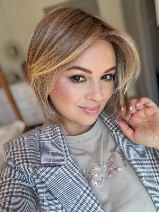 peruka-syntetyczna-lace-front-blond-14-26-r10-zblizenie-naturalna-linia-czola-realny-wyglad