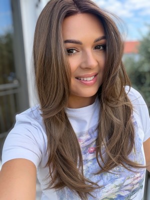 Peruka damska Chloe Coffee Bean 60 cm z włosów syntetycznych - średni brąz z przydymionym odrostem | HairLux