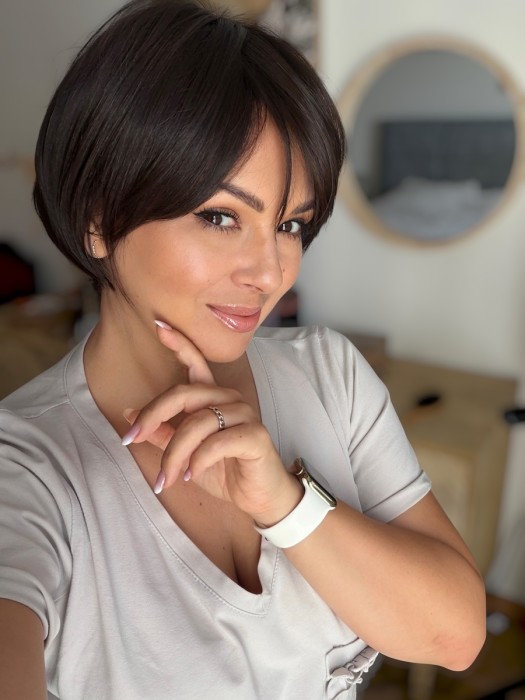 rebeca-wig4.JPG