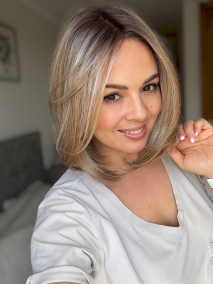 Topper damski Lexi 30 cm z lace front,  balayage blond z odrostem – włosy syntetyczne termoodporne | HairLux