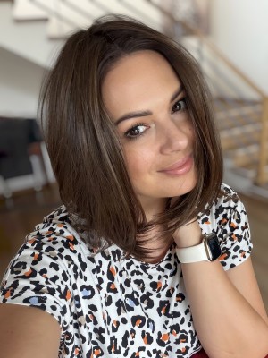 Topper damski Eva 30 cm z lace front, ciepły brąz z odrostem – włosy syntetyczne termoodporne | HairLux
